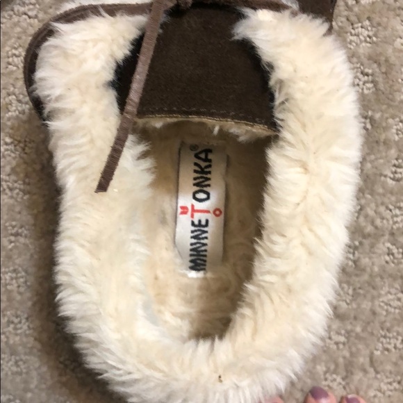 BRAND NEW Minnetonka Moccasin - Picture 5 of 5